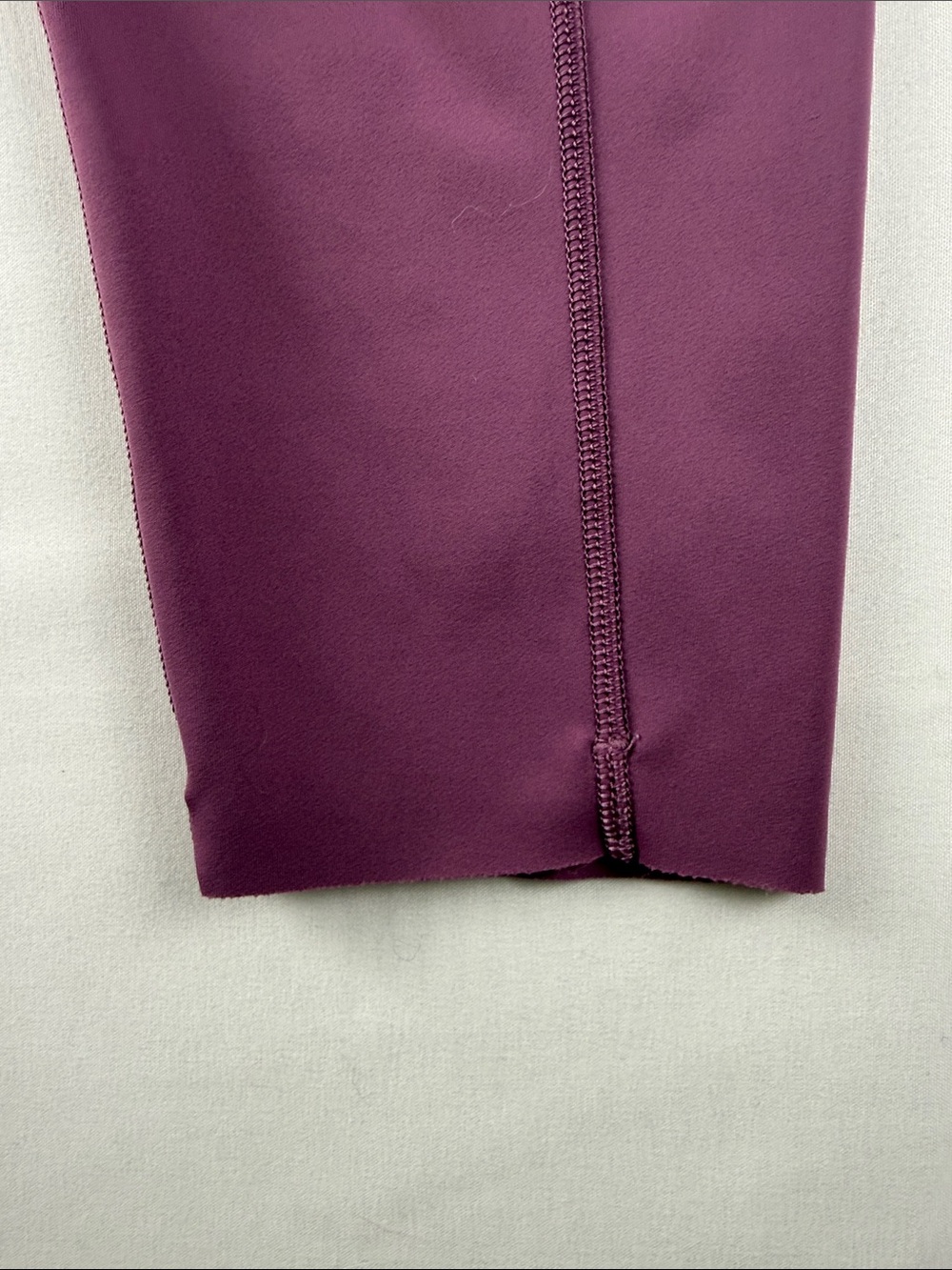 Lululemon Fast & Free 7/8 Tight II *Non-Reflective Nulux 25" Vintage Plum Size 4 - Picture 4 of 12